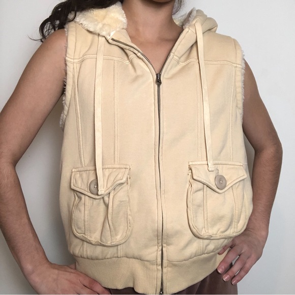 Tan Cozy Hoodie Vest! - Picture 3 of 5